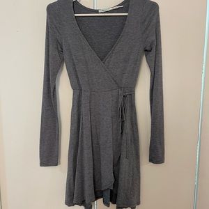 Urban outfitters- Kimchi Blue blue/white striped wrap dress